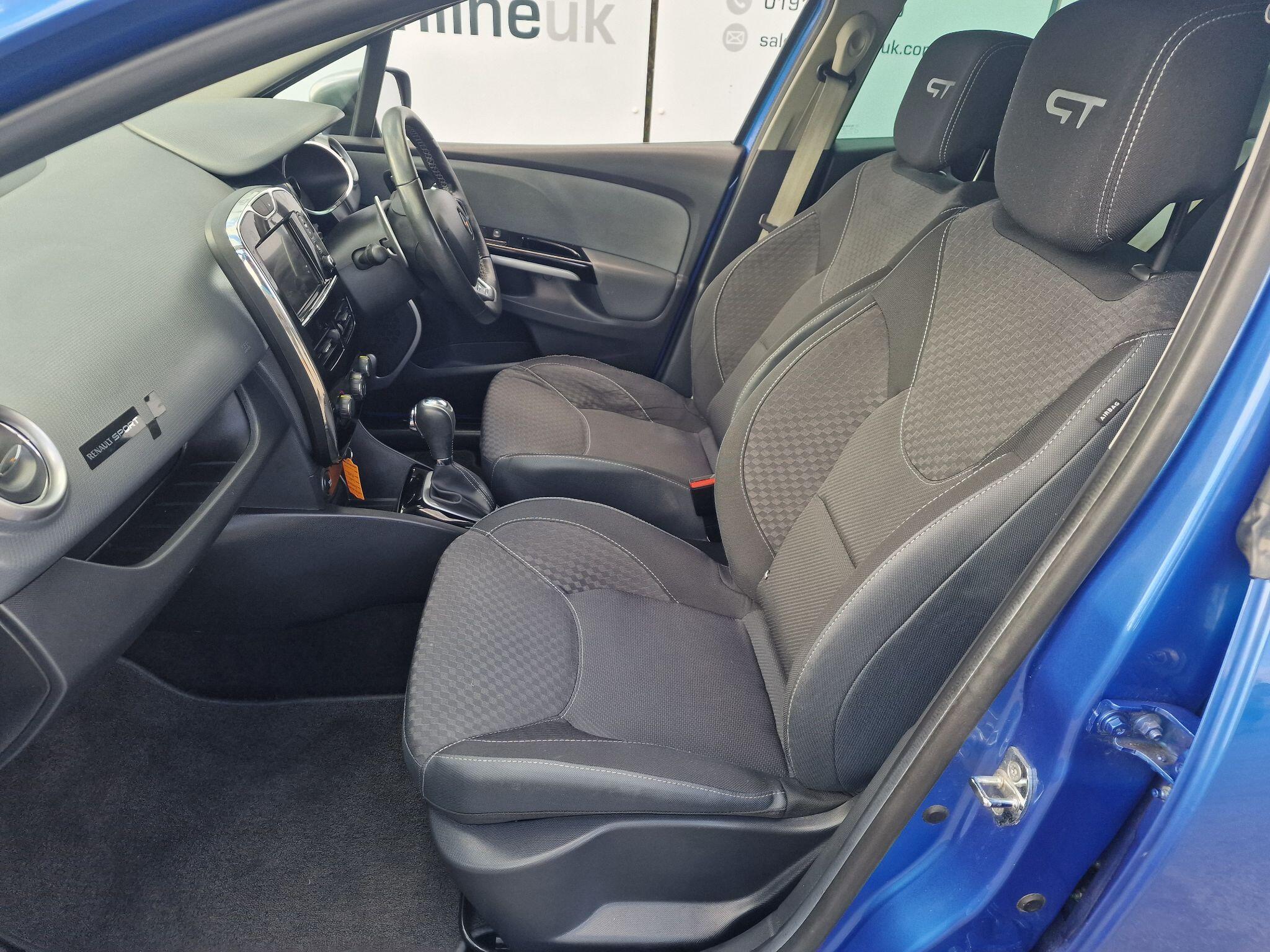 Renault Clio view 73