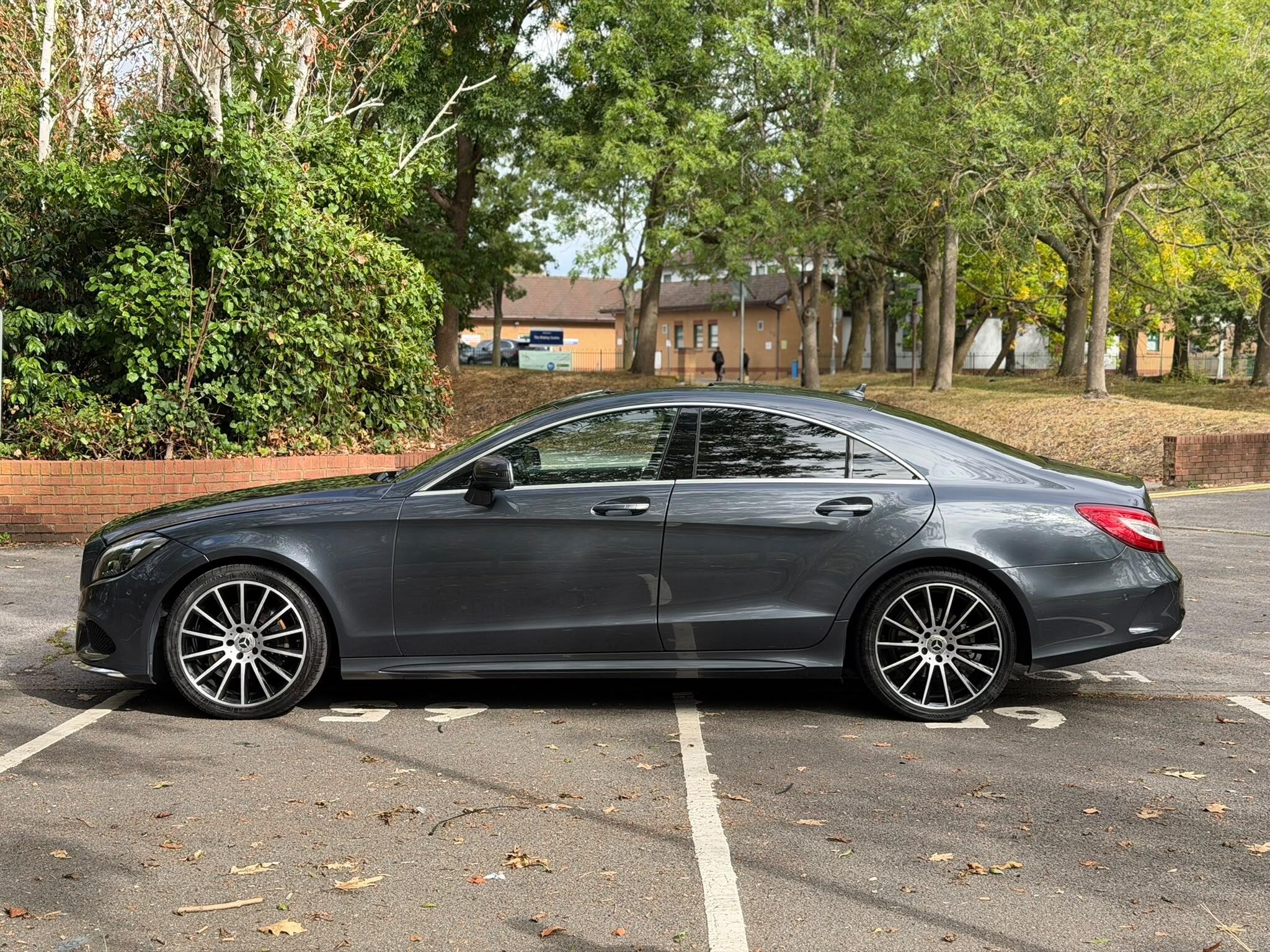 Mercedes-Benz CLS view 7