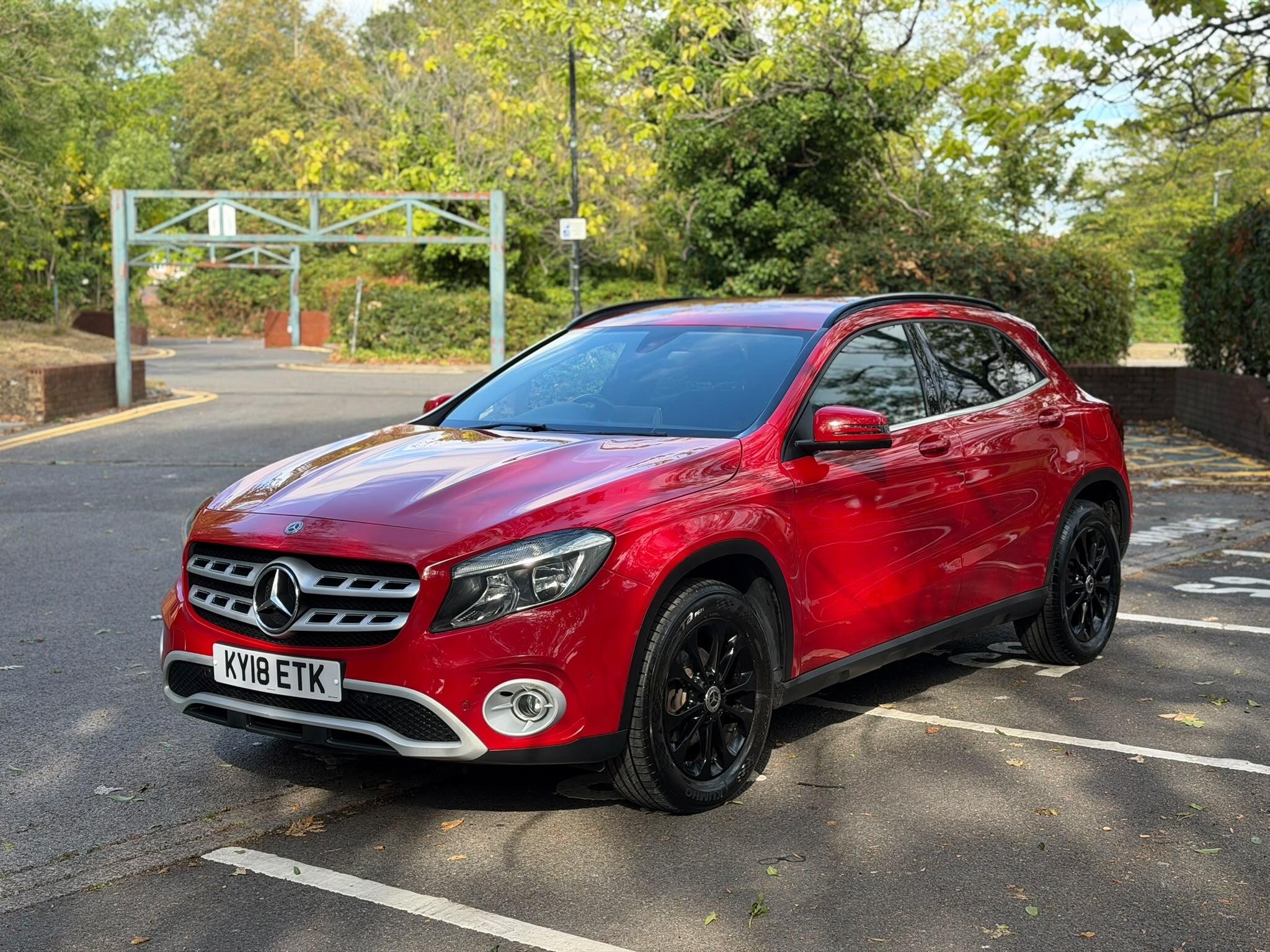Mercedes-Benz Gla view 8