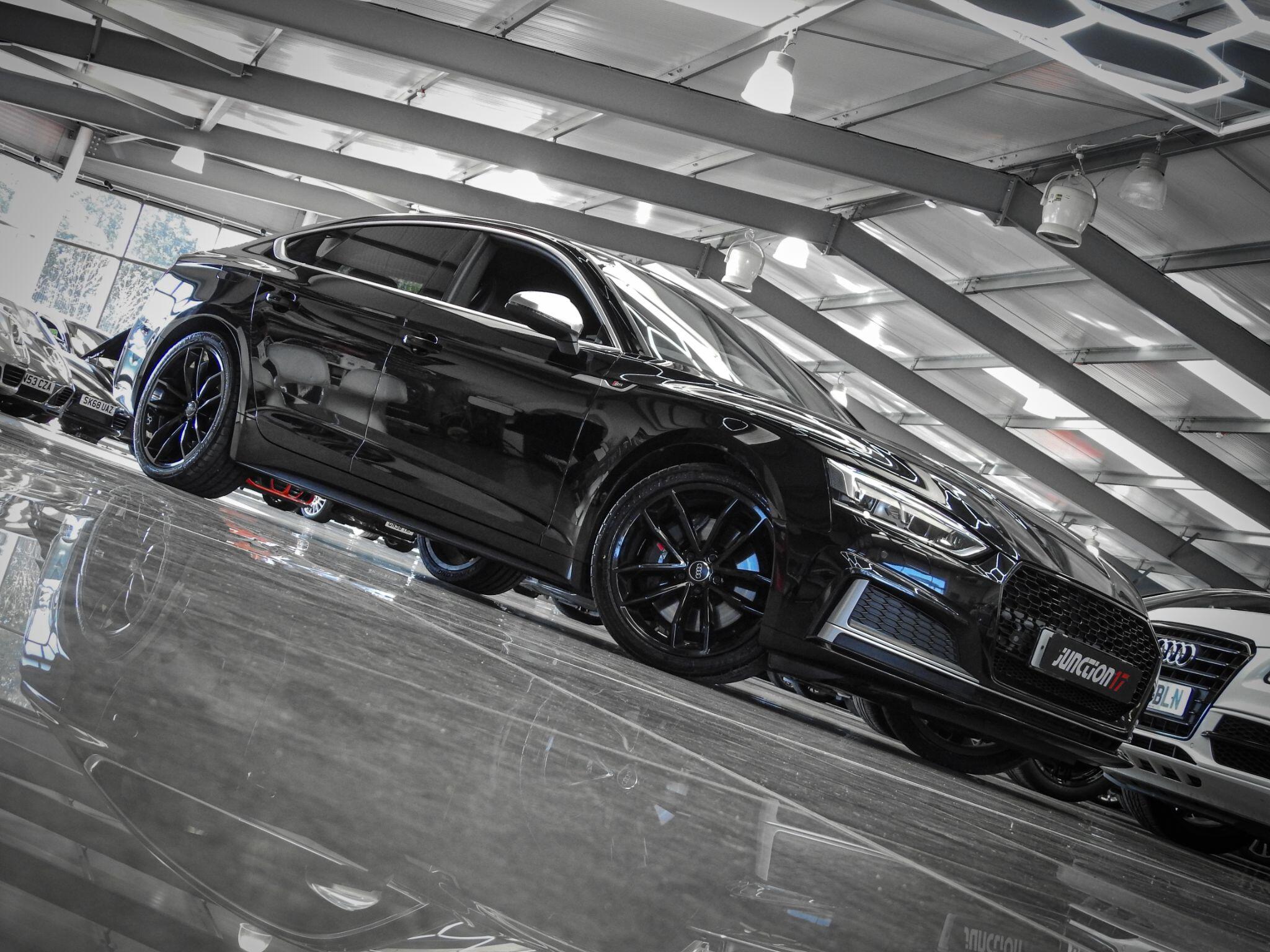 Audi S5 view 2