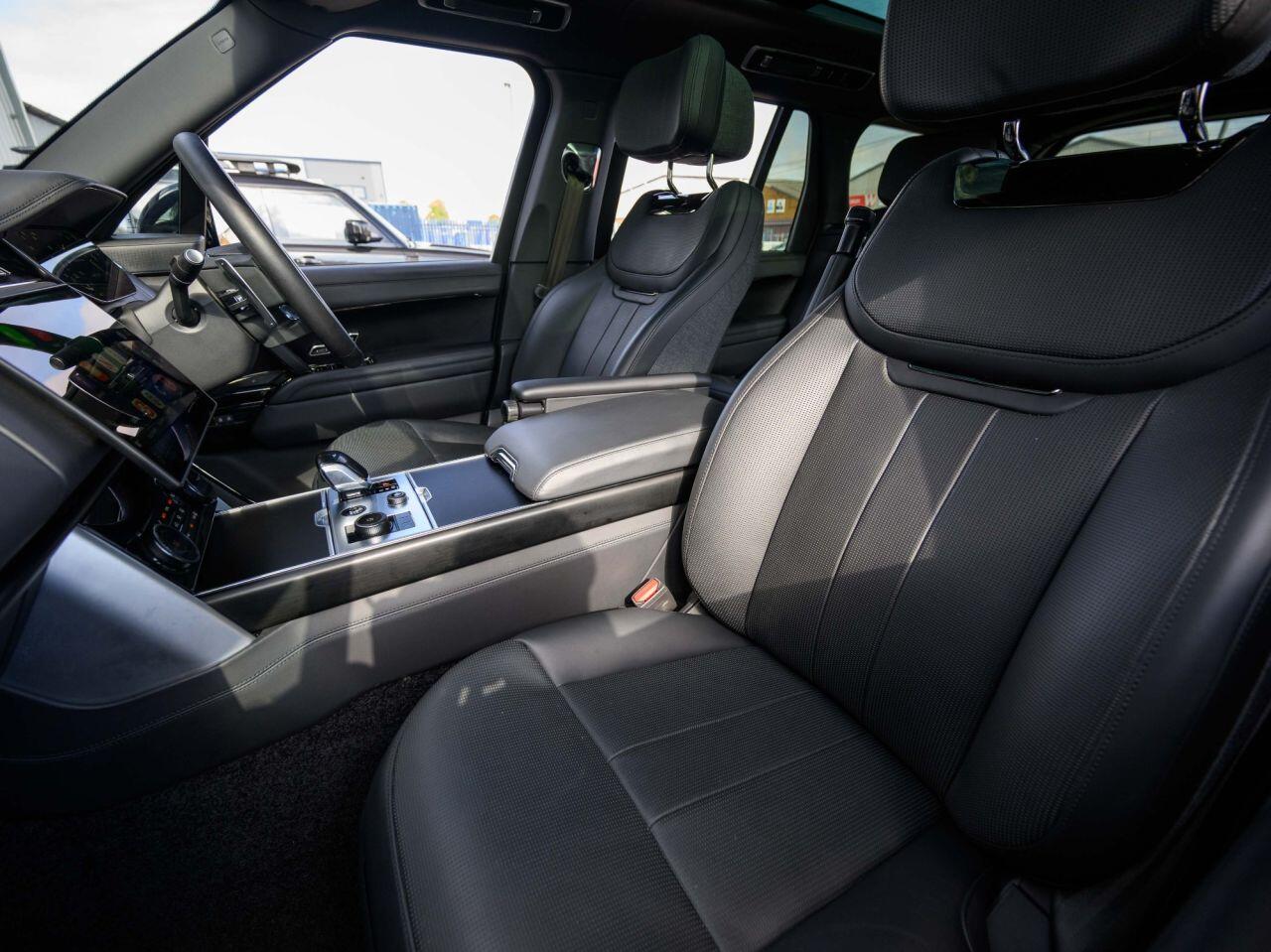 Land Rover Range Rover view 30