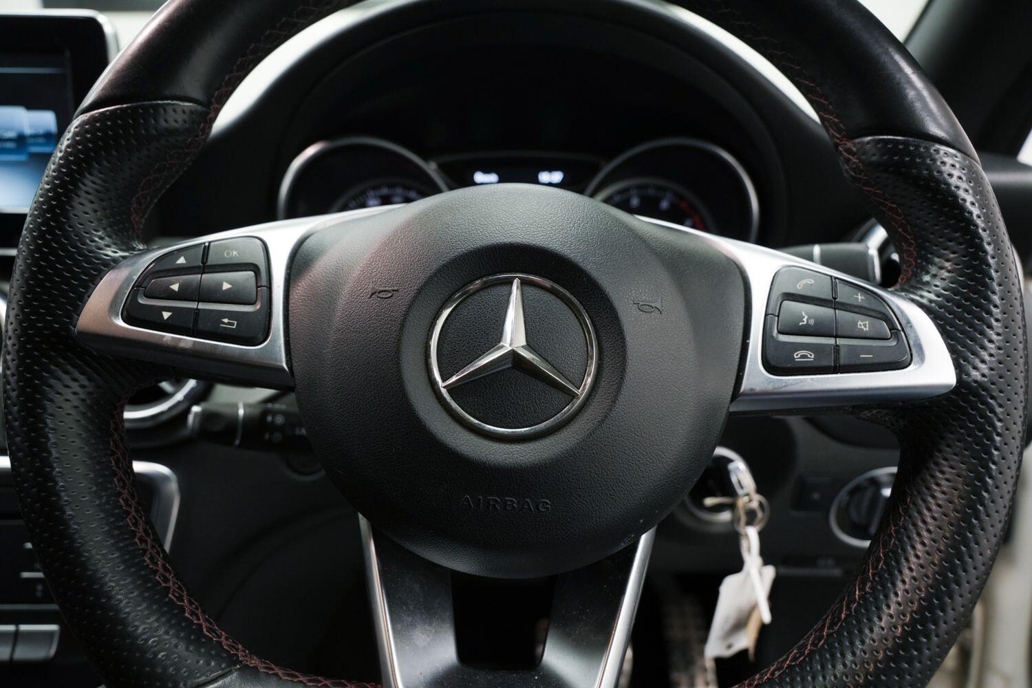 Mercedes-Benz Cla view 19