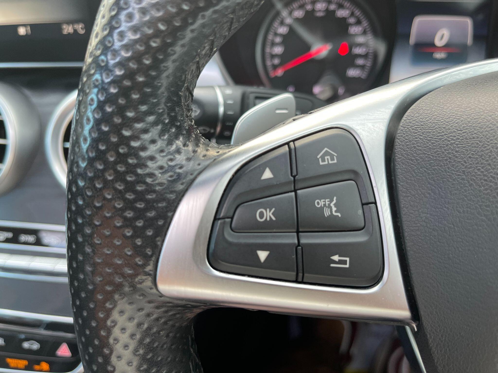 Mercedes-Benz C-Class view 45