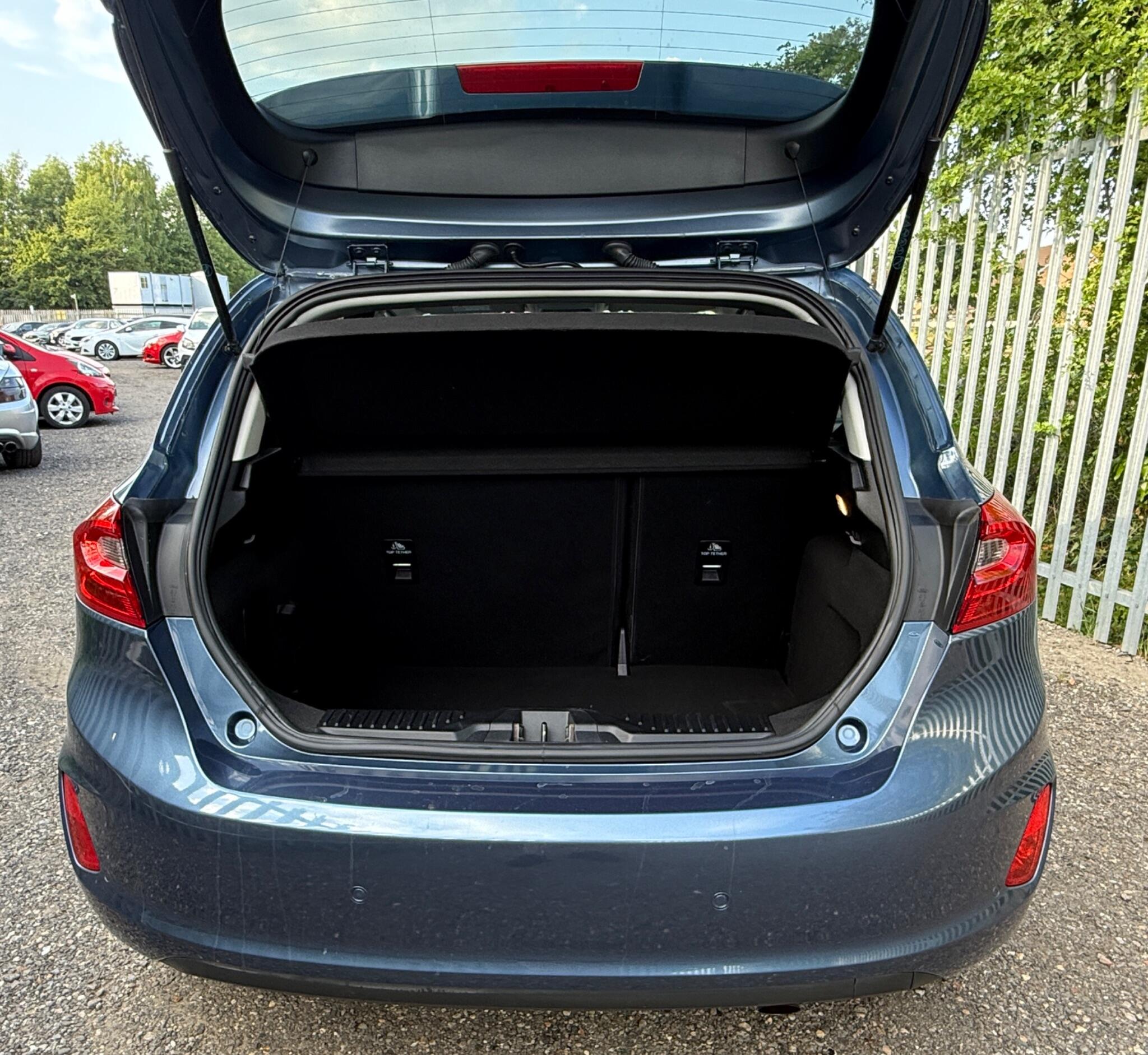 2019 Ford Fiesta image 38
