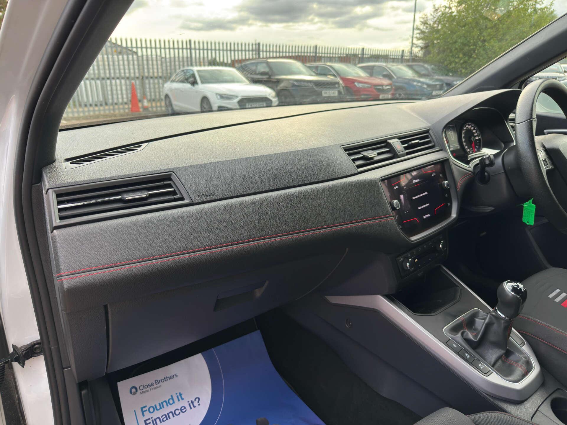 Seat Arona view 39
