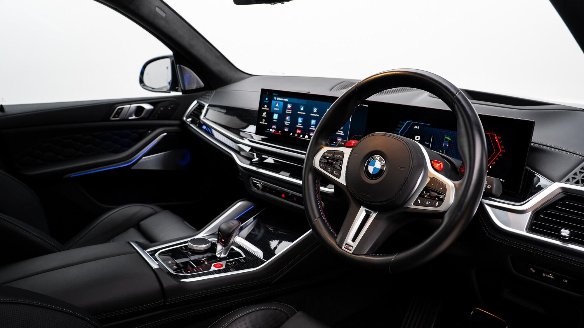 BMW X5 M view 43