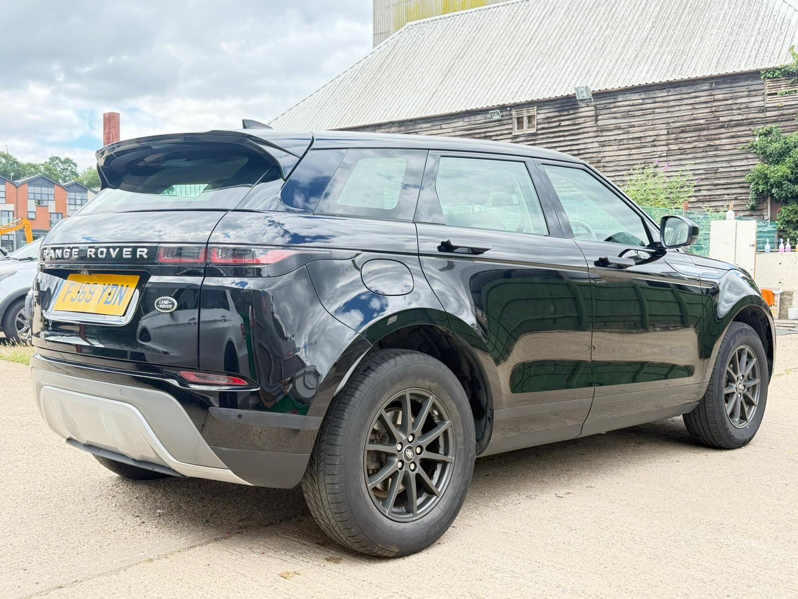 Land Rover Range Rover Evoque view 3