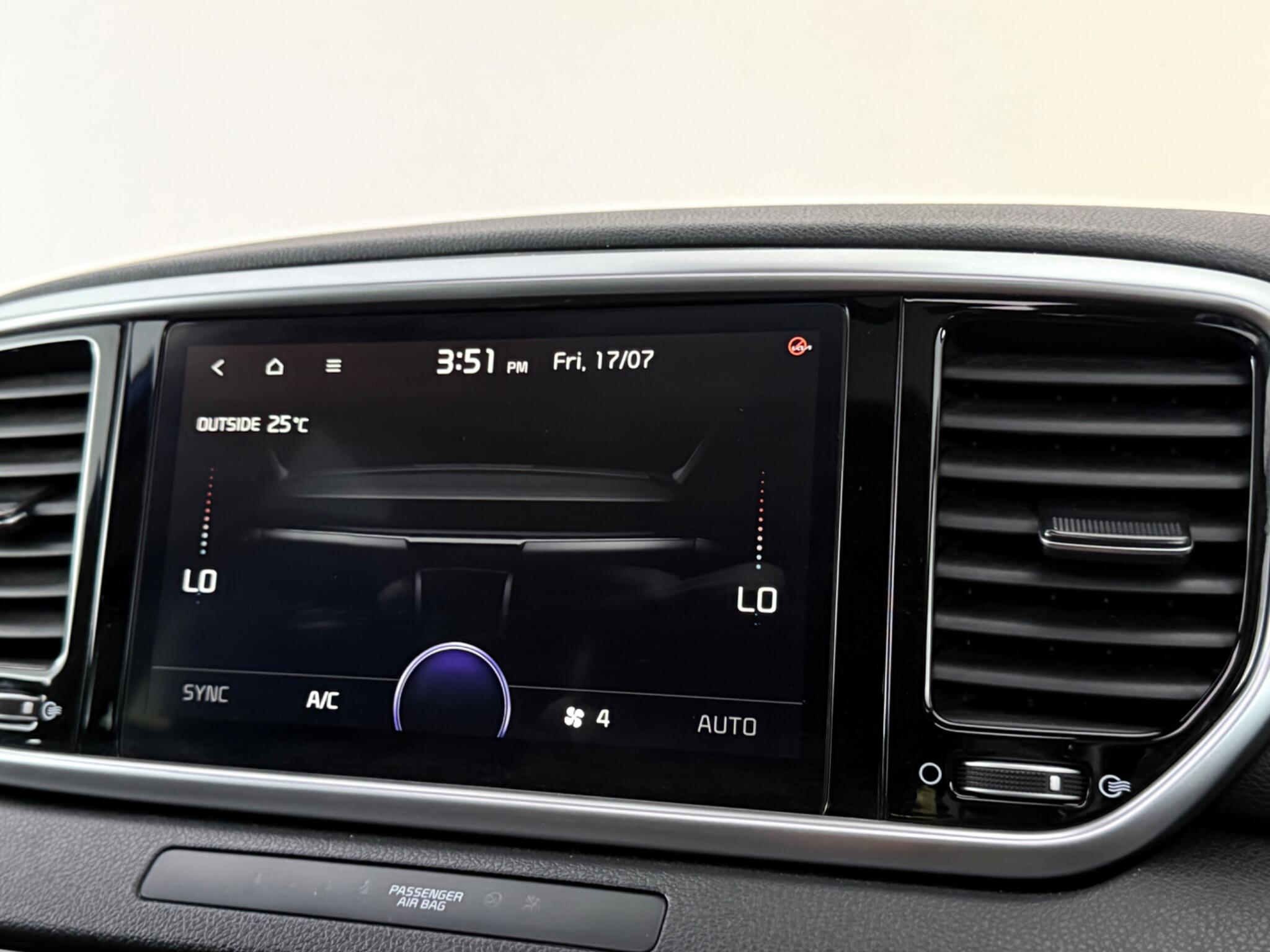 Kia Sportage view 28