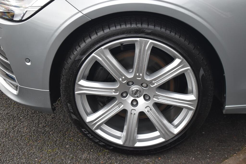 Volvo V90 view 80