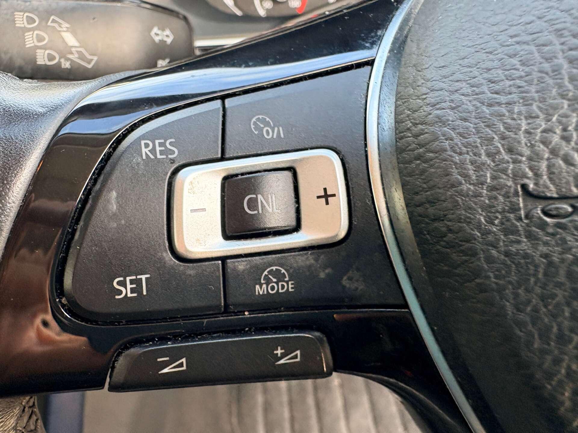 Volkswagen Polo view 23