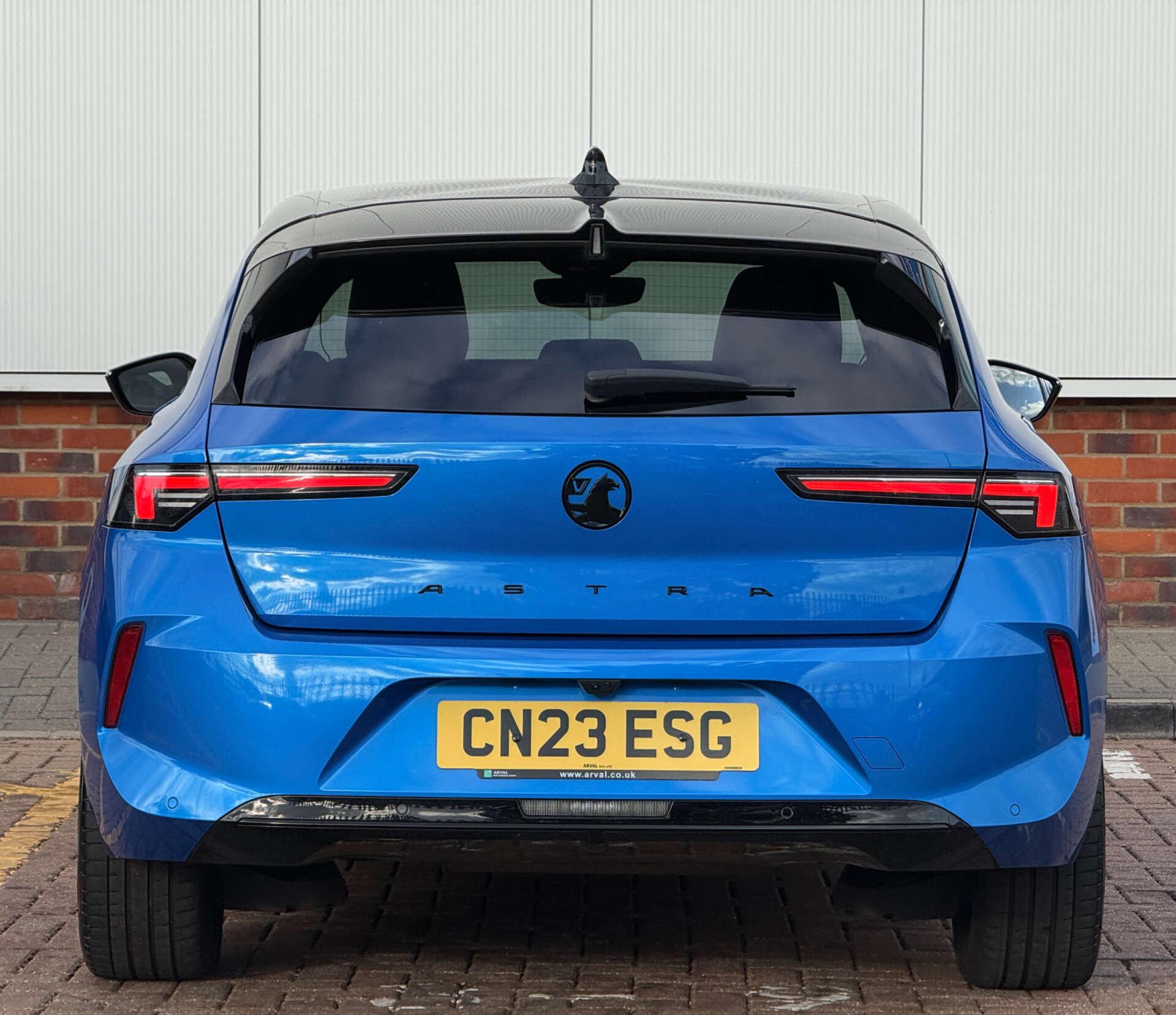 Vauxhall Astra view 5