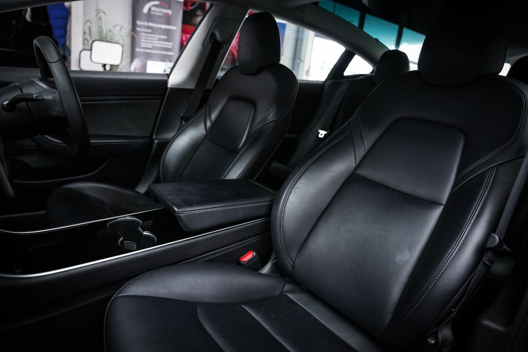 Tesla Model 3 view 23