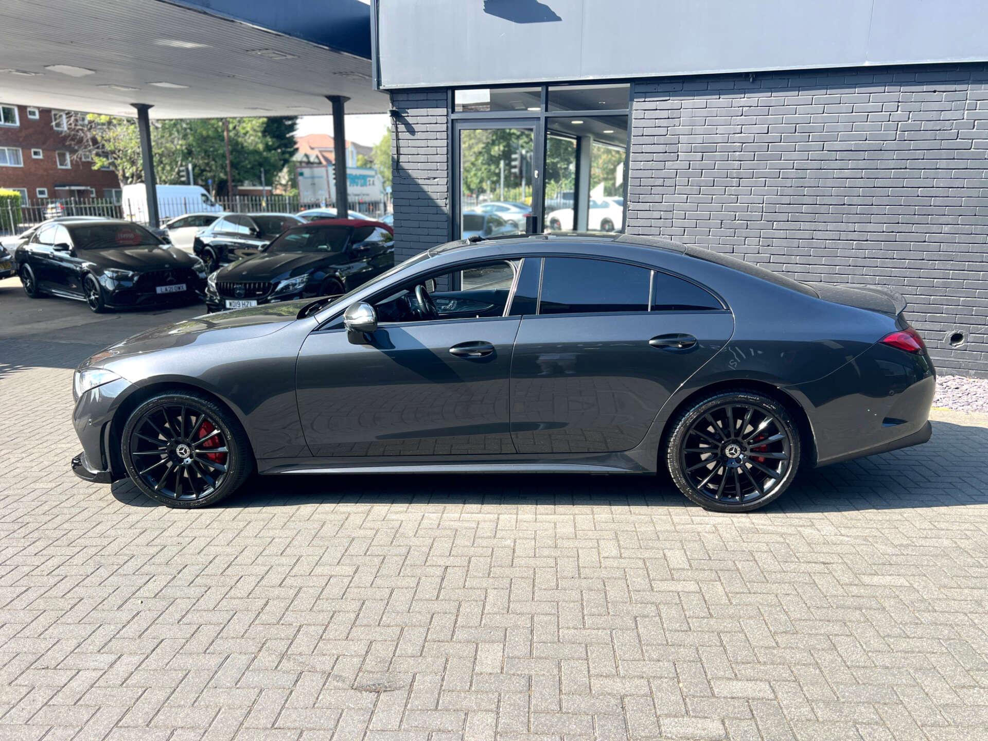 Mercedes-Benz CLS view 12