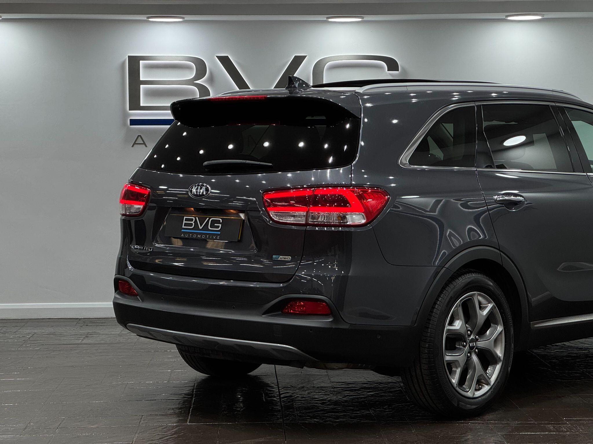 Kia Sorento view 18