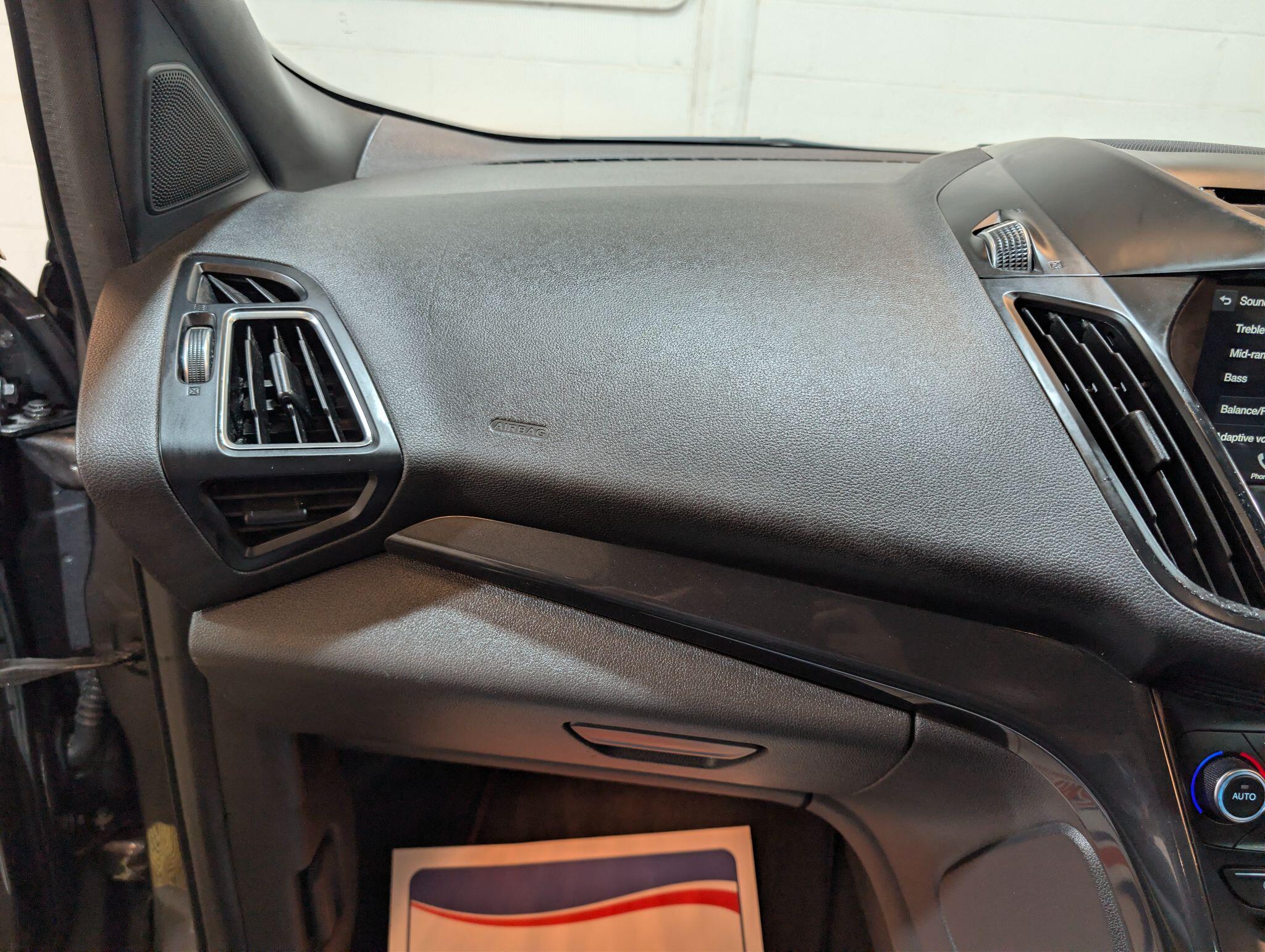Ford Kuga view 22