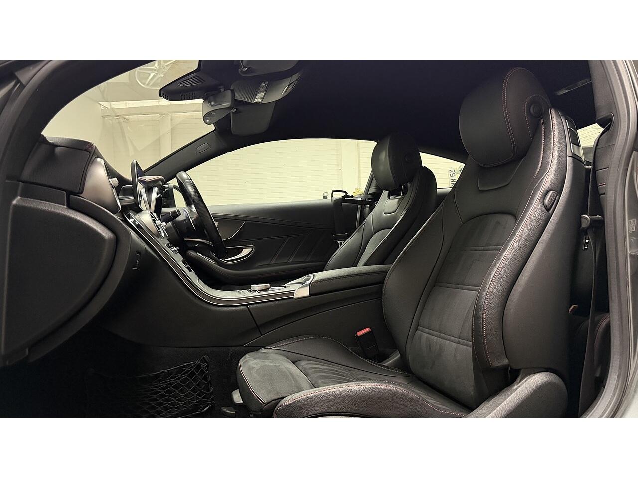 Mercedes-Benz C-Class view 15