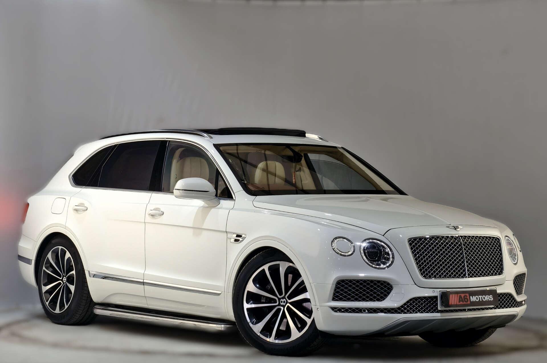 Bentley Bentayga view 9