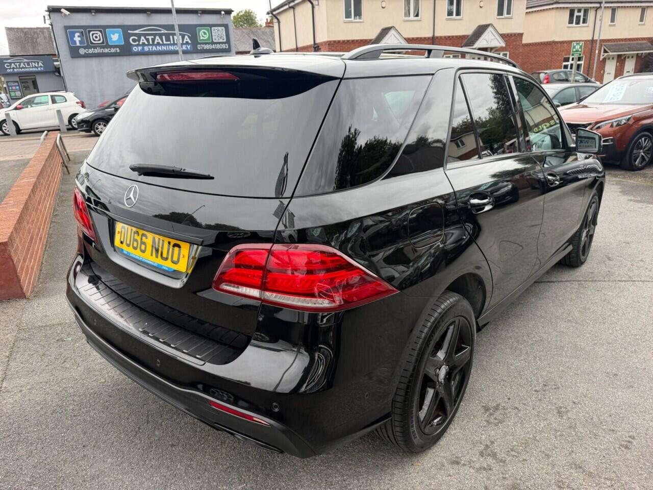 Mercedes-Benz Gle view 24
