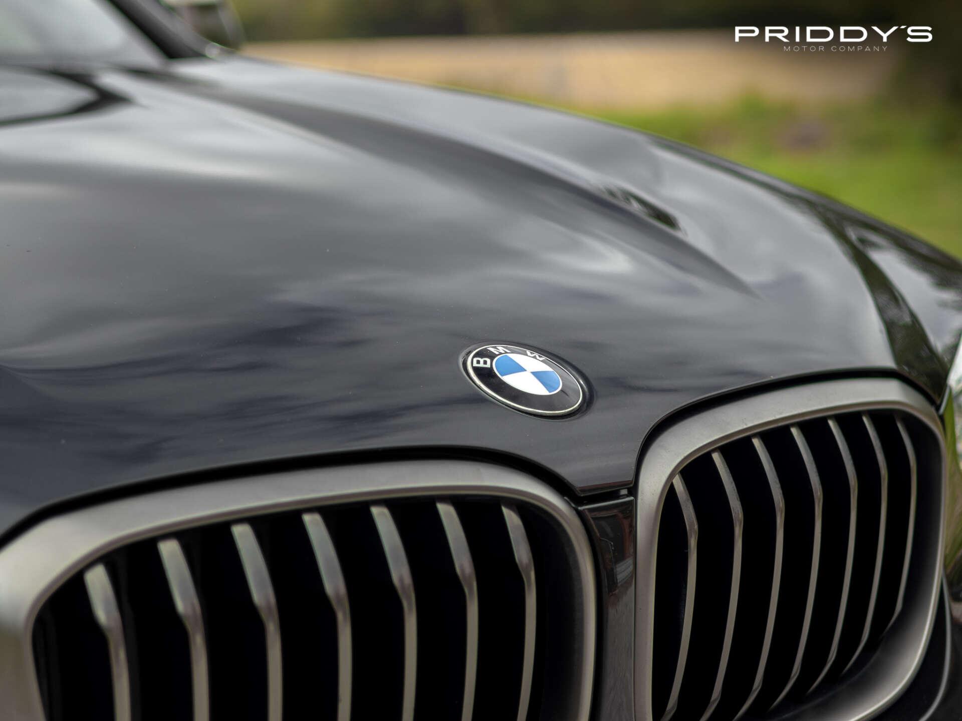 BMW X4 view 36