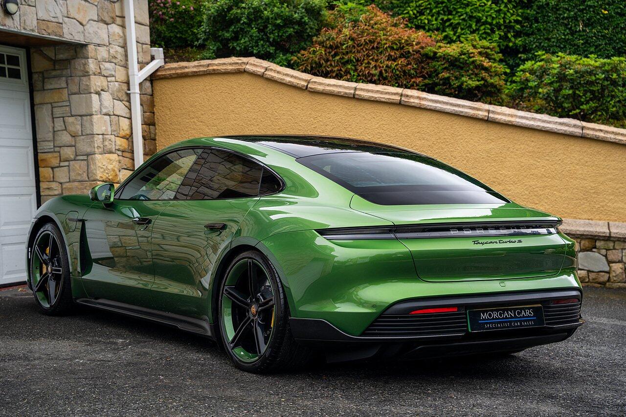 Porsche Taycan view 8