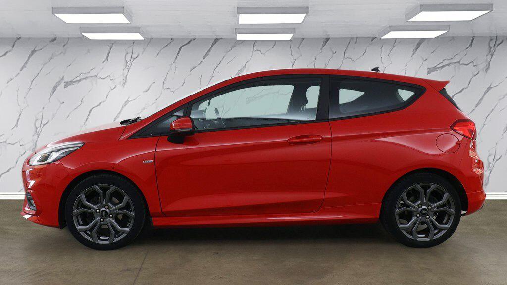 Ford Fiesta view 9