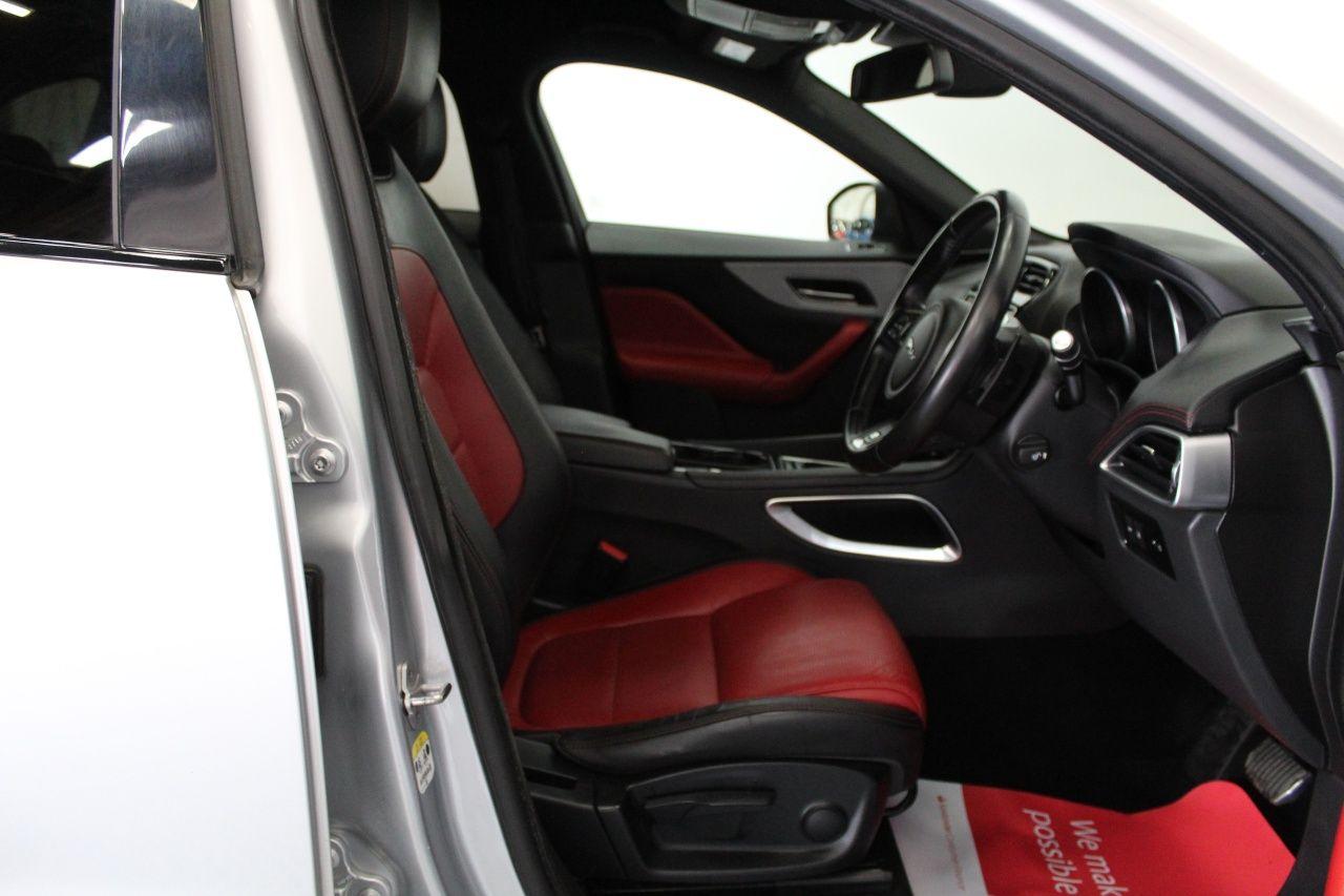 Jaguar F-Pace view 31
