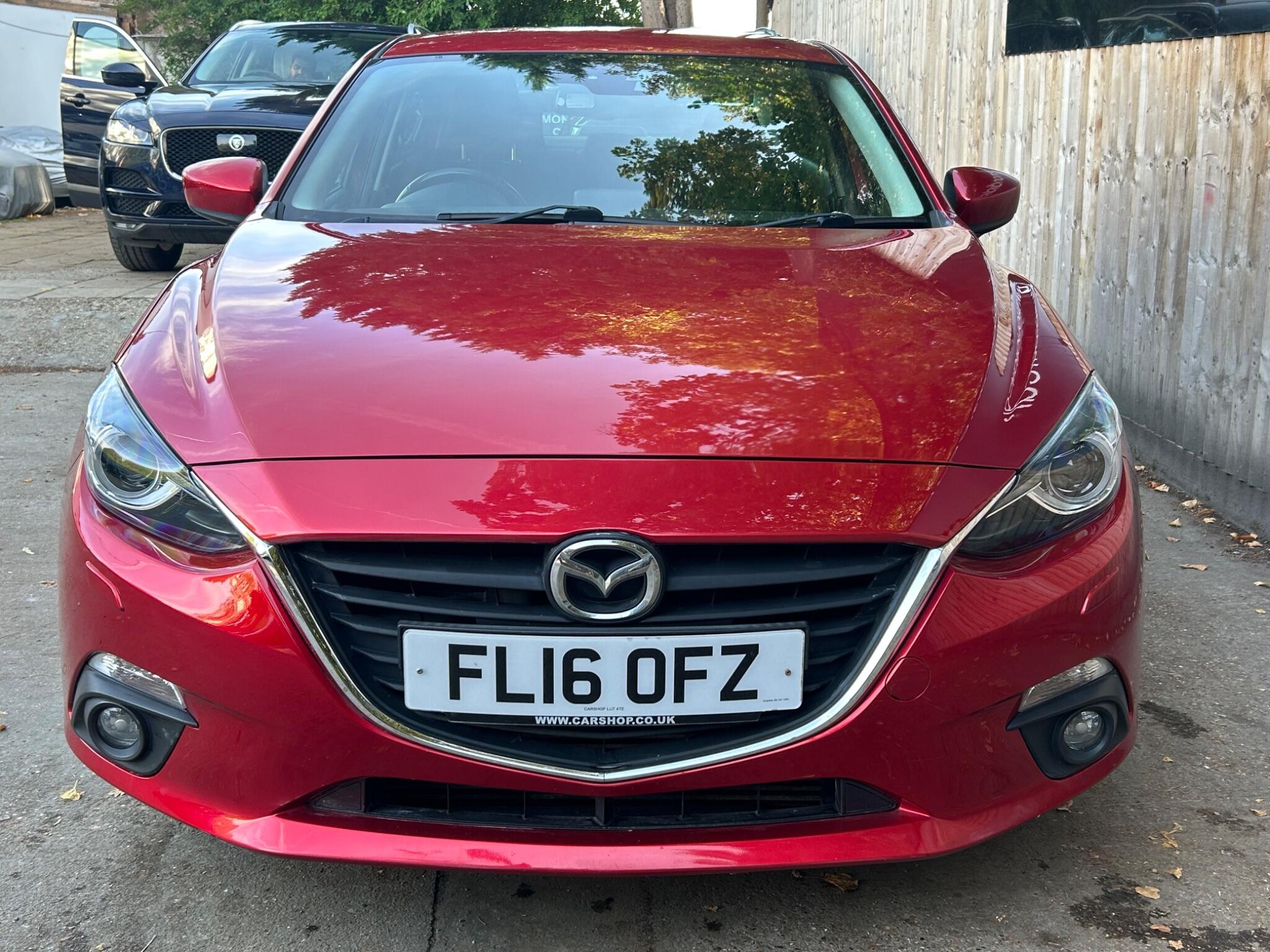 Mazda Mazda3 view 18