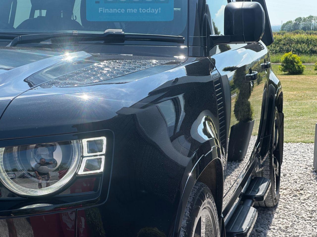 Land Rover Defender view 10