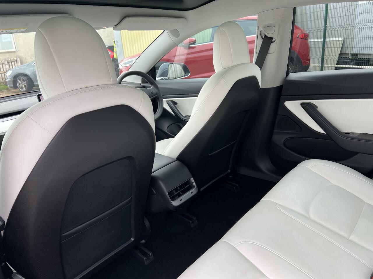Tesla Model 3 view 30