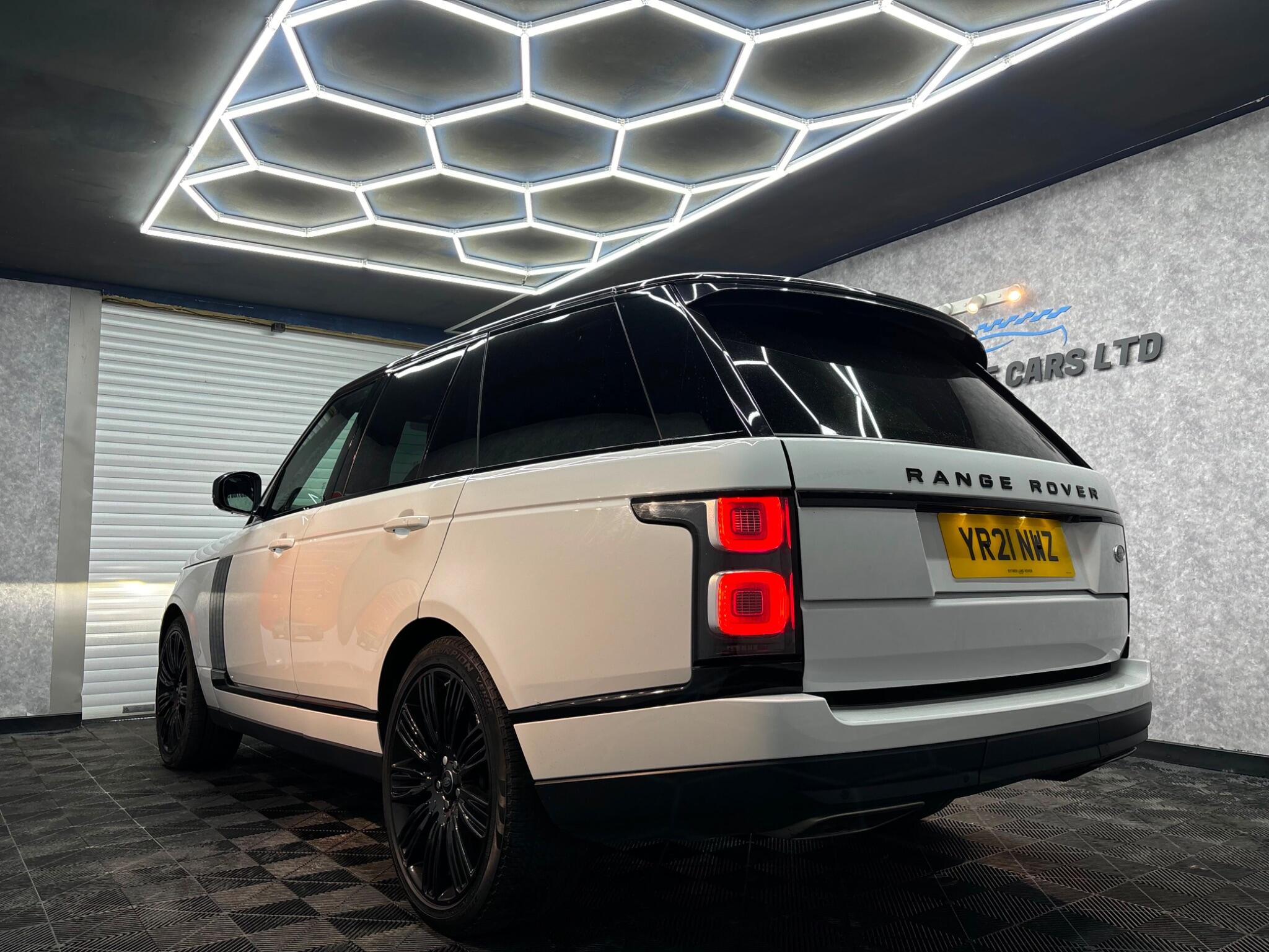 Land Rover Range Rover view 6