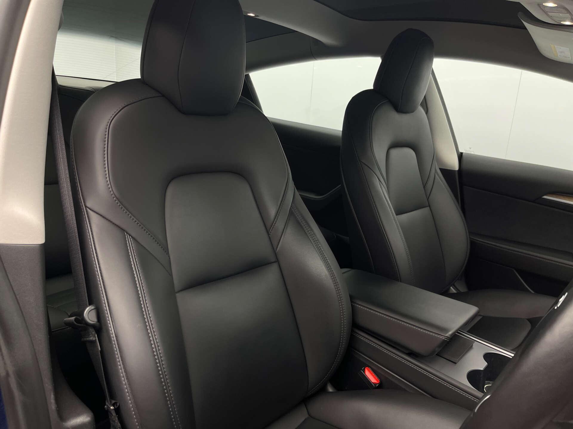 Tesla Model 3 view 14