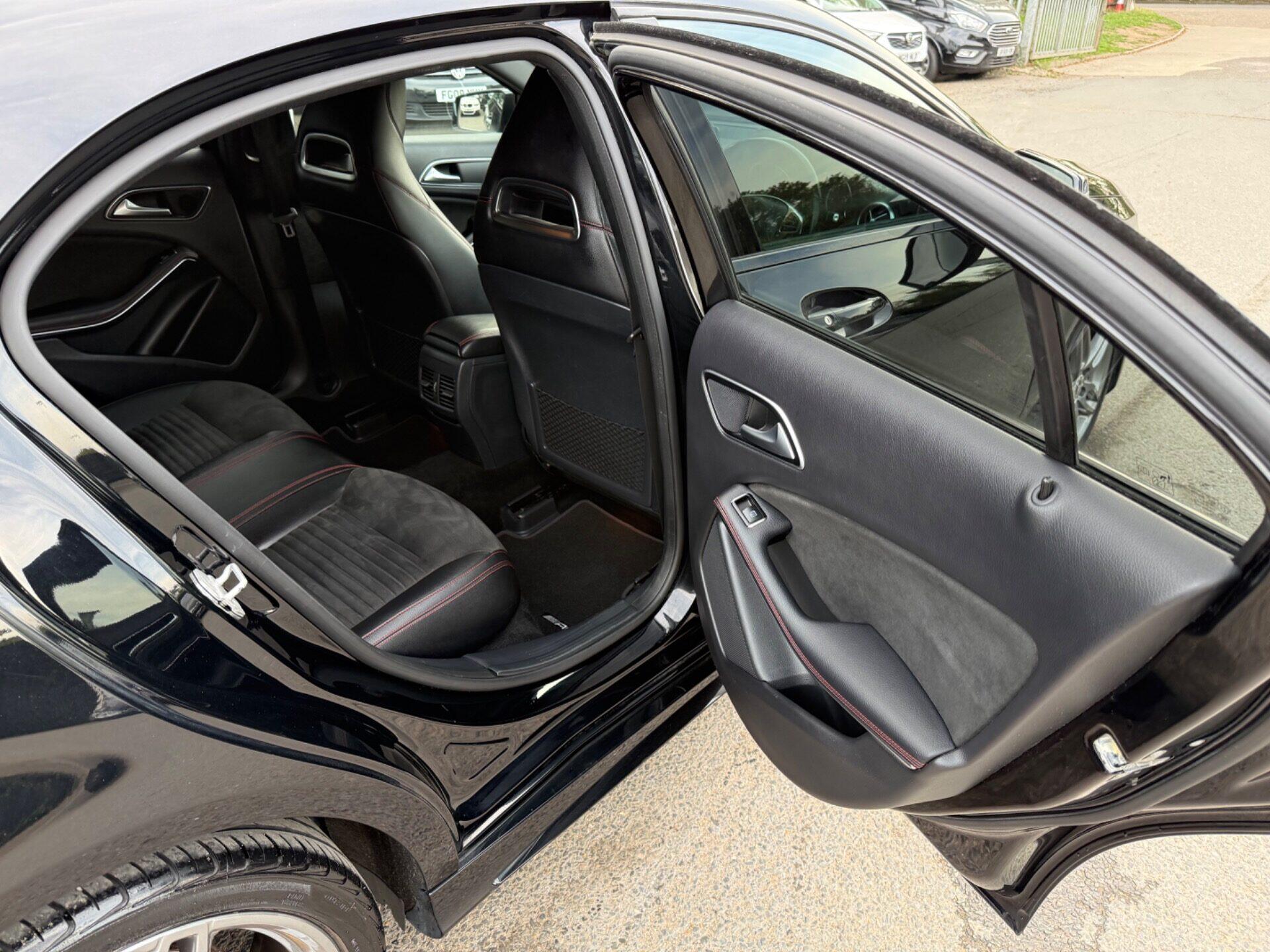 Mercedes-Benz A-Class view 31