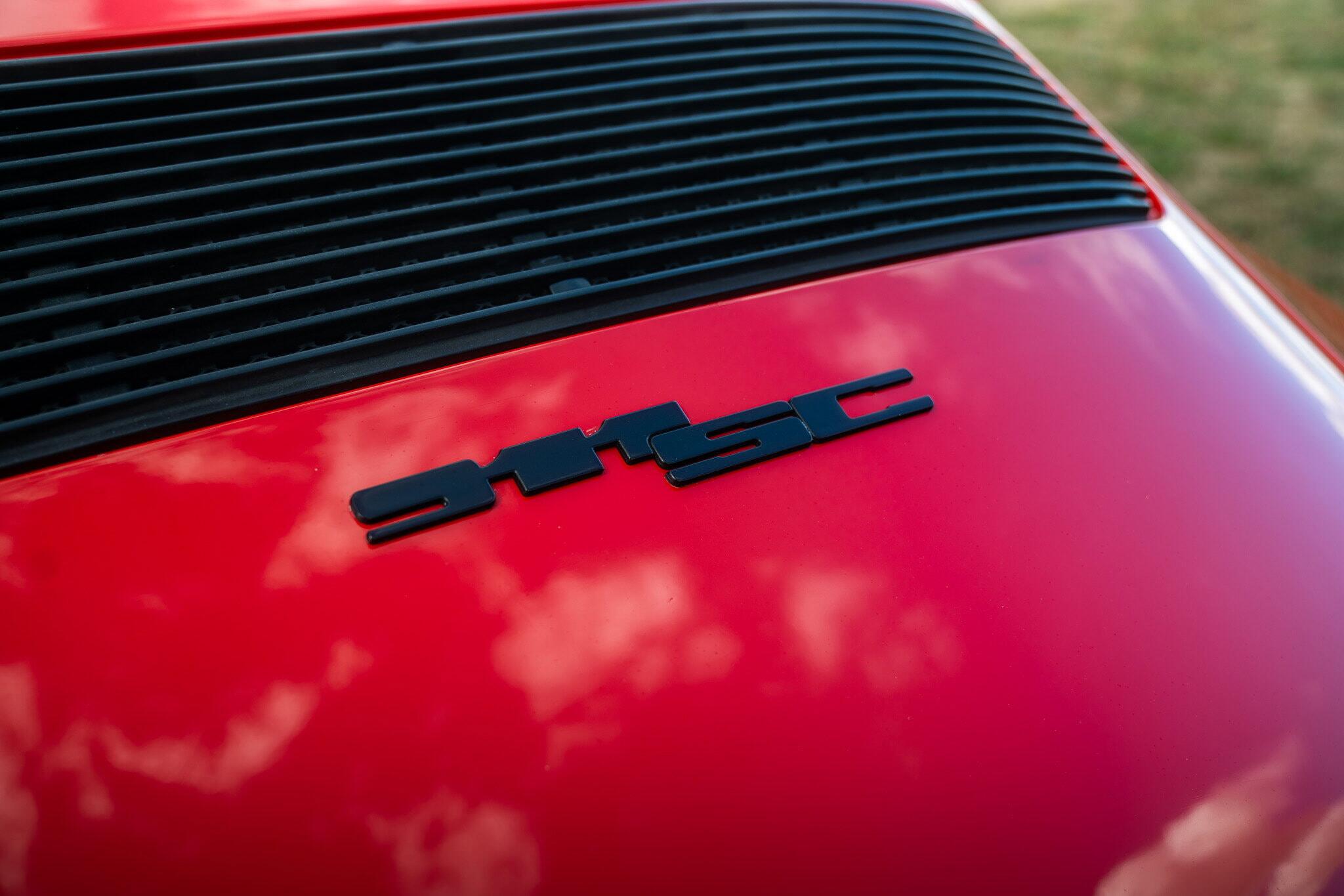 Porsche 911 view 48