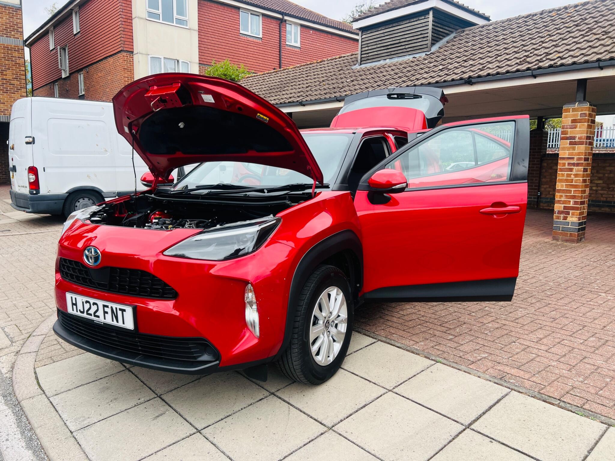 Toyota Yaris Cross view 16