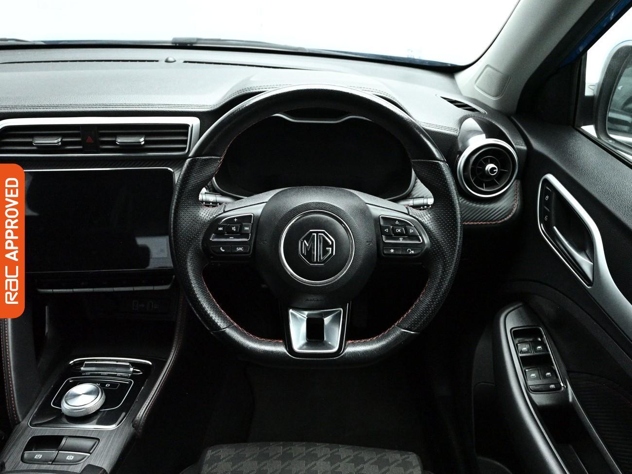 MG ZS view 10