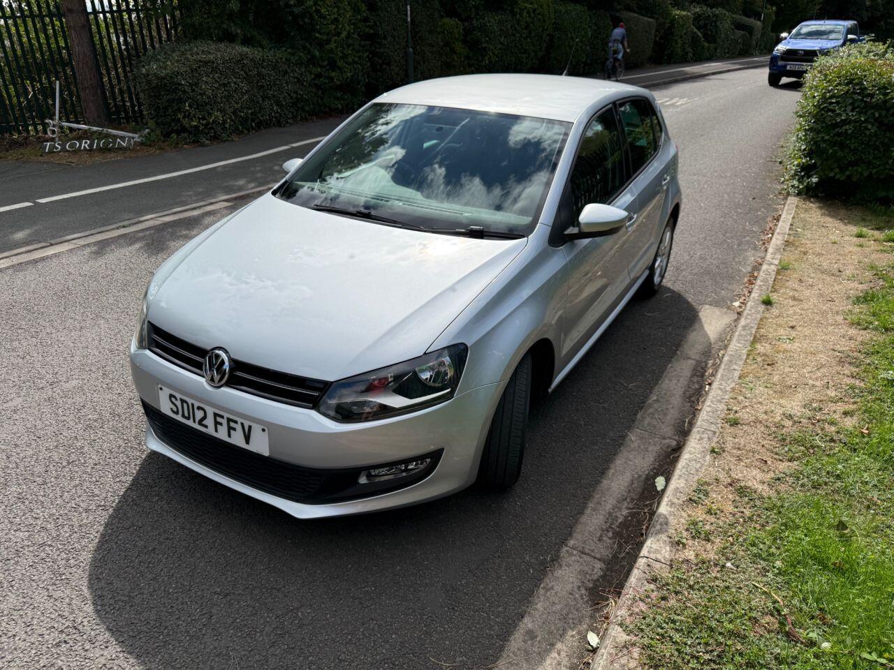 Volkswagen Polo view 5