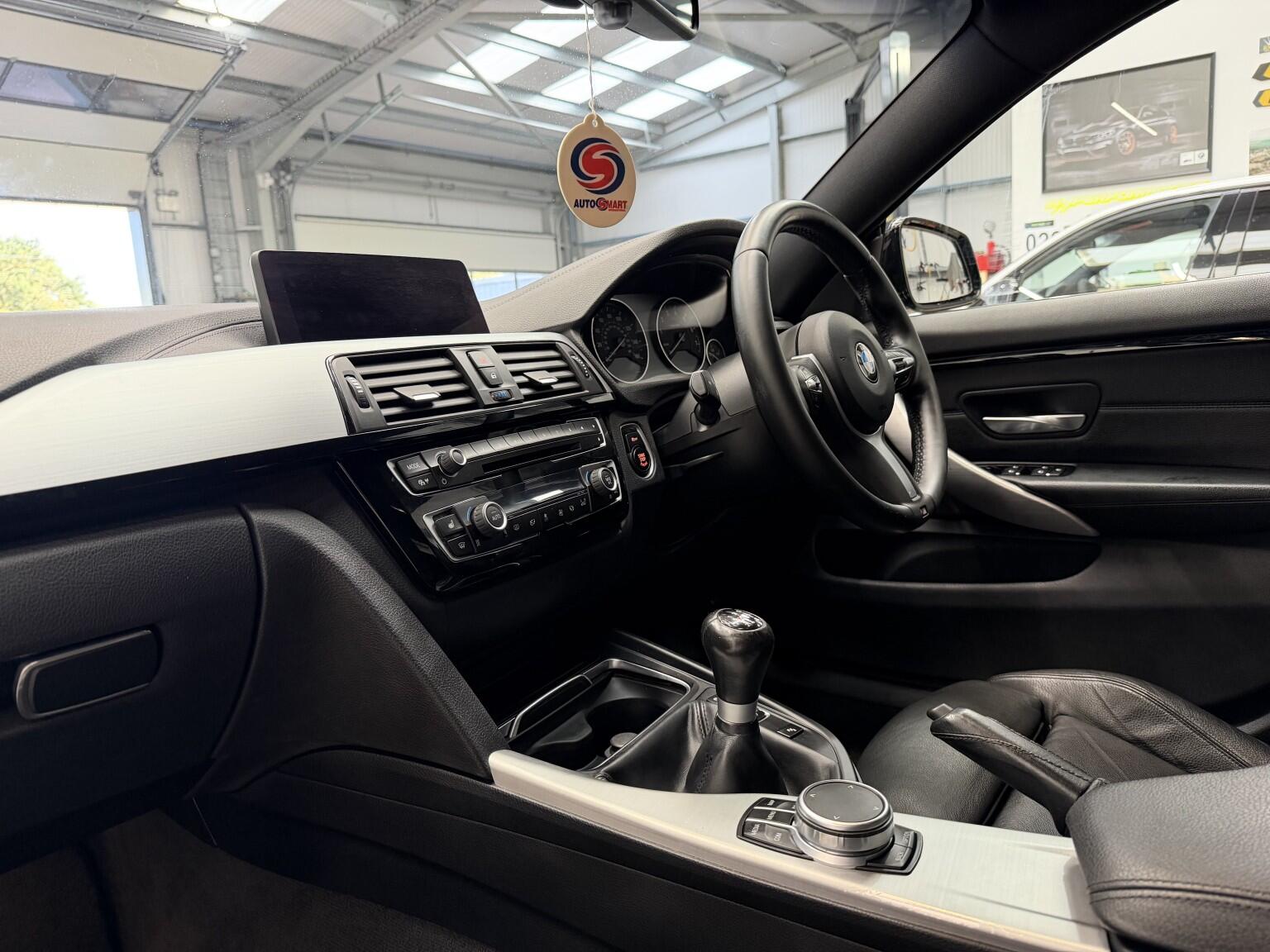 BMW 4 Series view 12