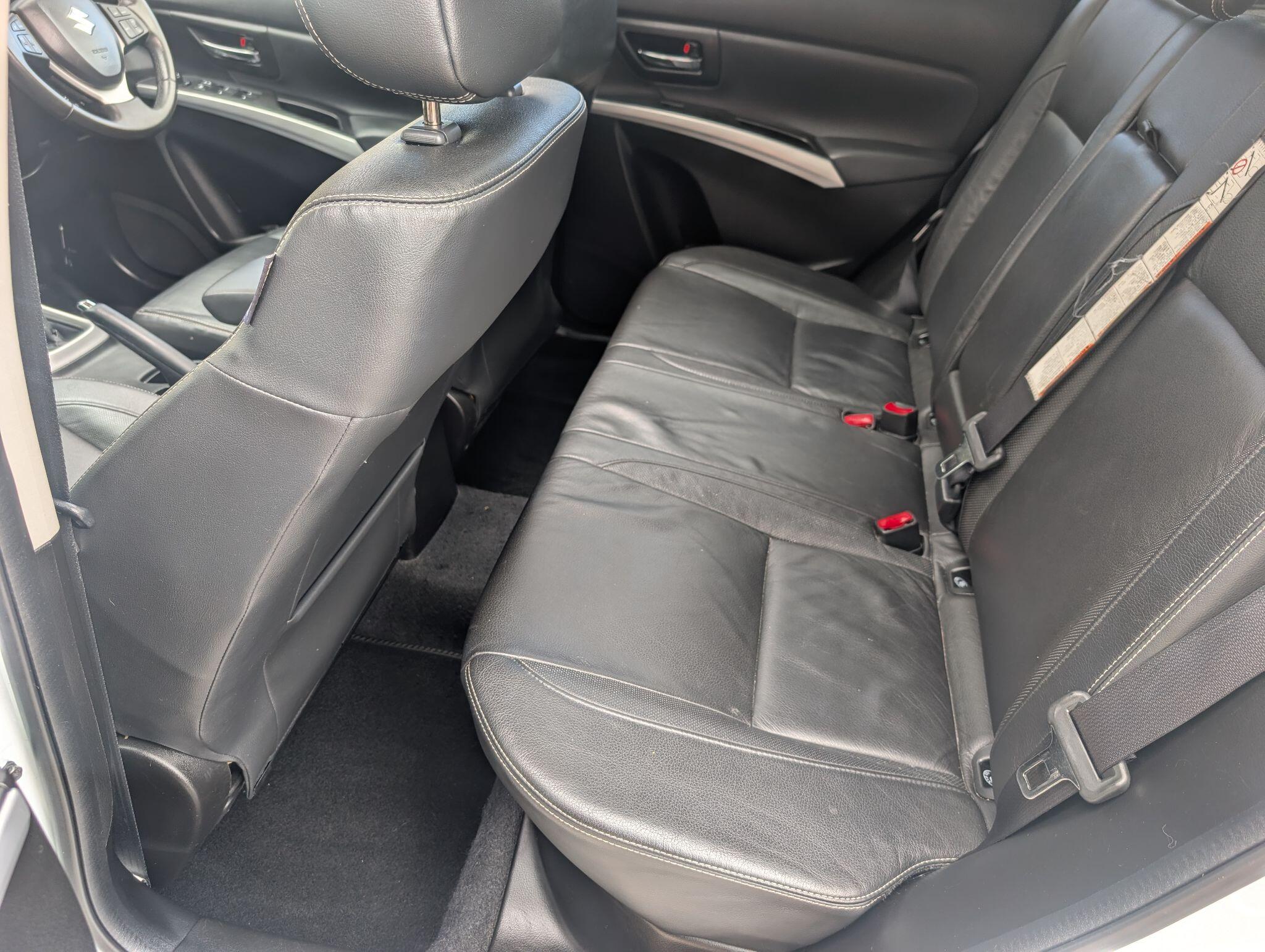 Suzuki SX4 S-Cross view 18