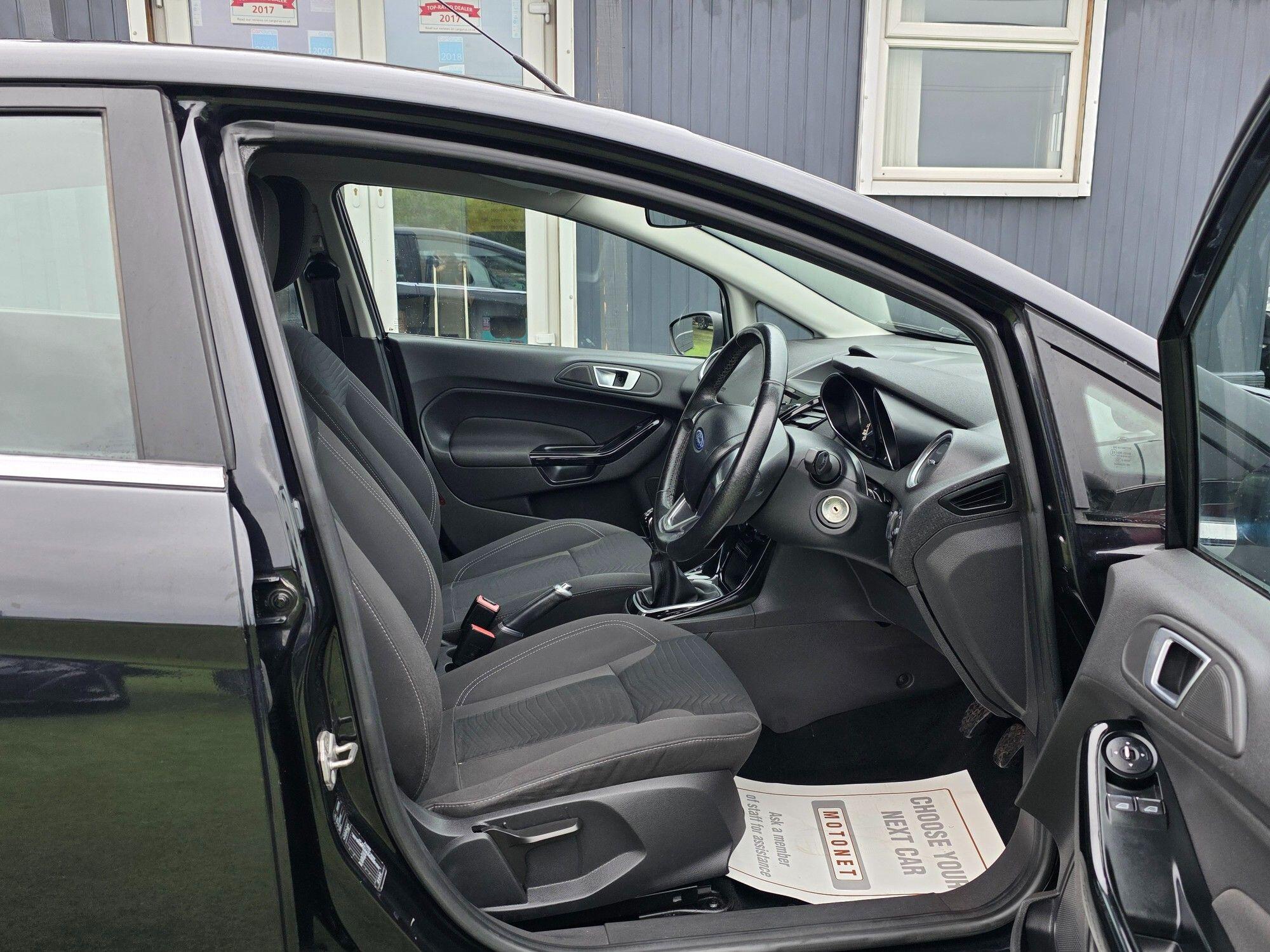 Ford Fiesta view 15