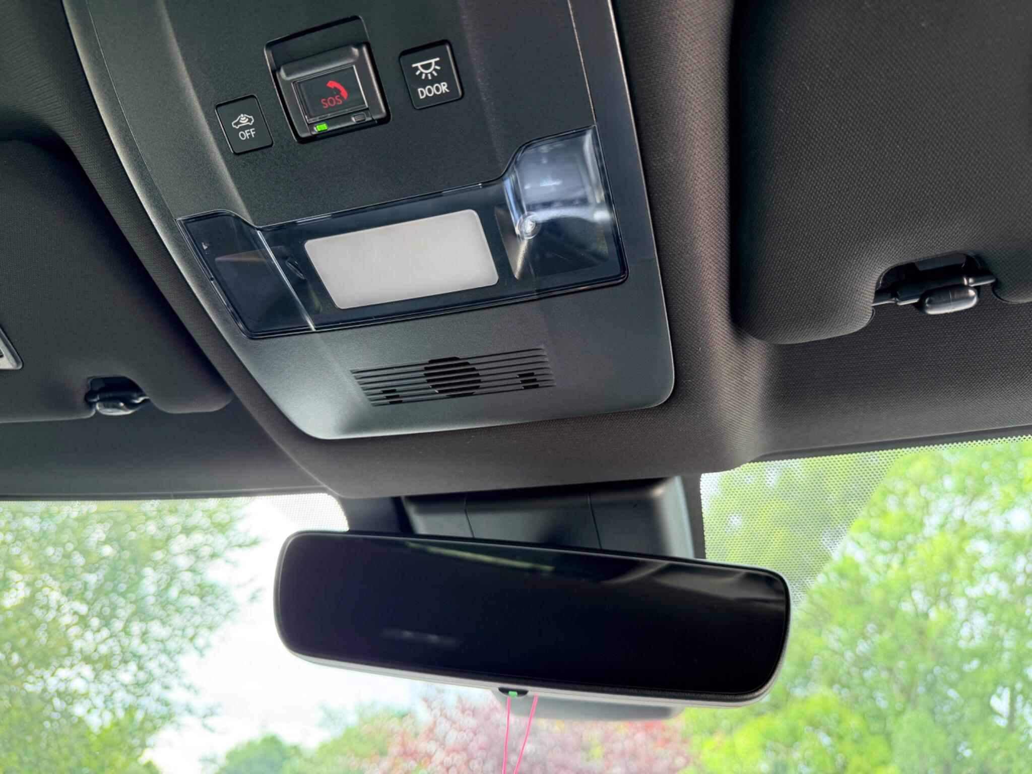 Lexus Ux view 28