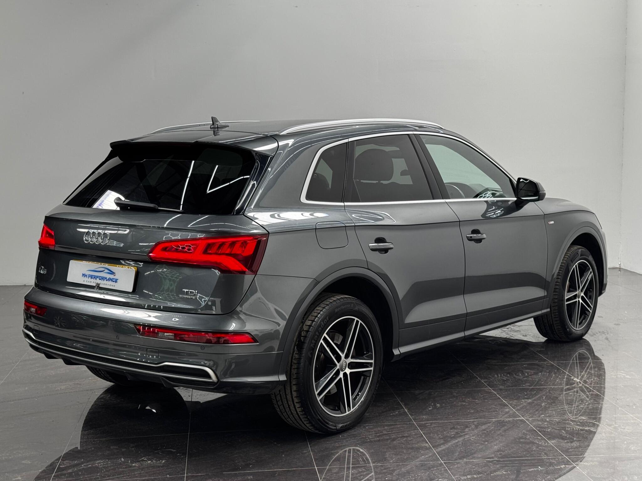 Audi Q5 view 80