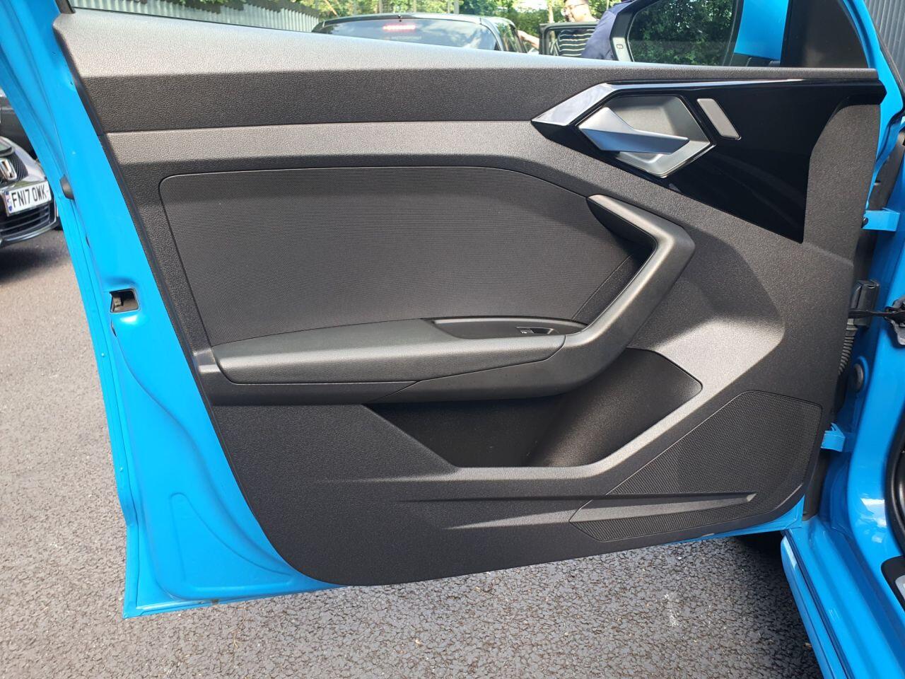Audi A1 view 26