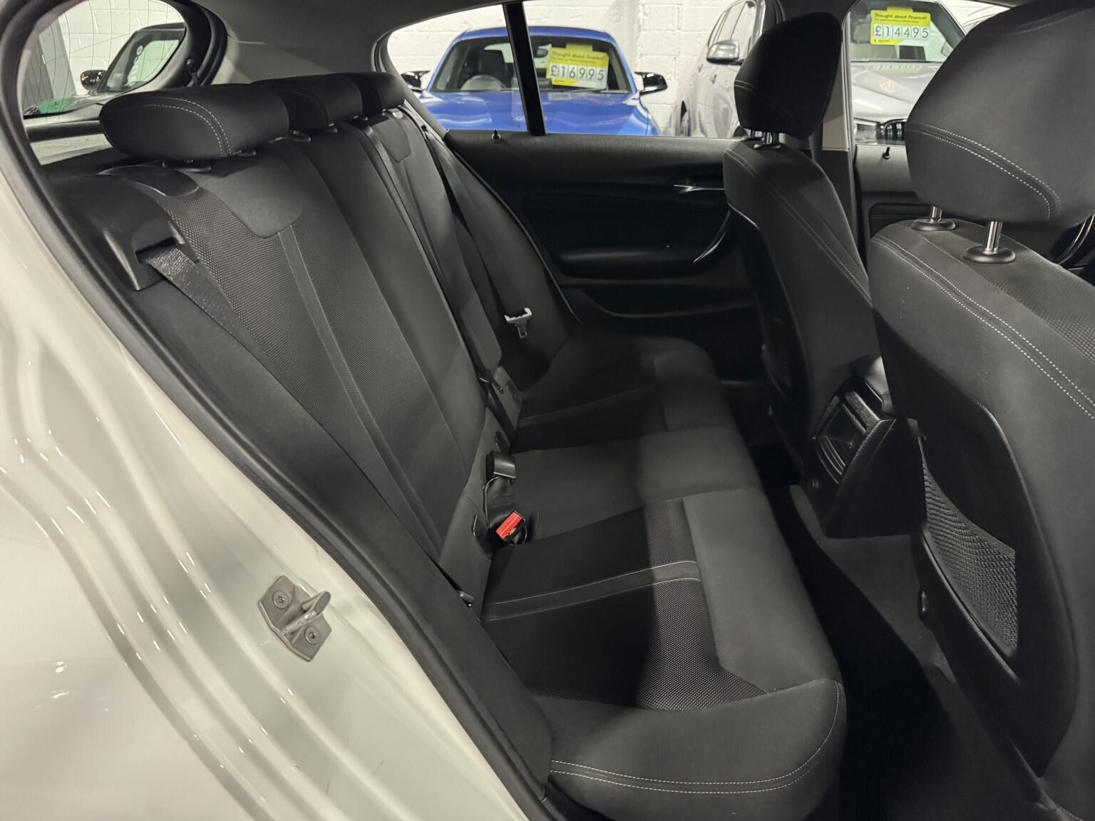 BMW 1 Series view 15