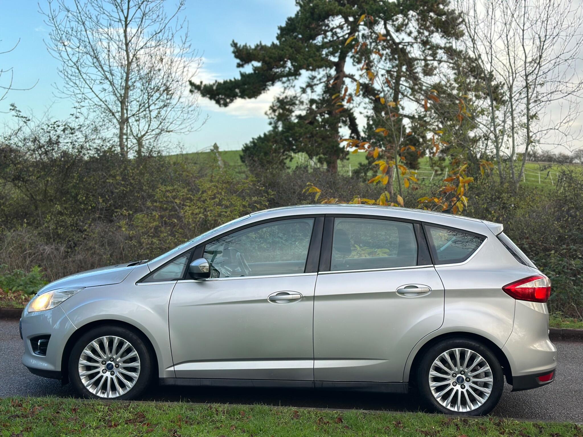 2013 Ford C-Max 1.6 TDCi Titanium Euro 5 5dr • 109,000 miles image 2