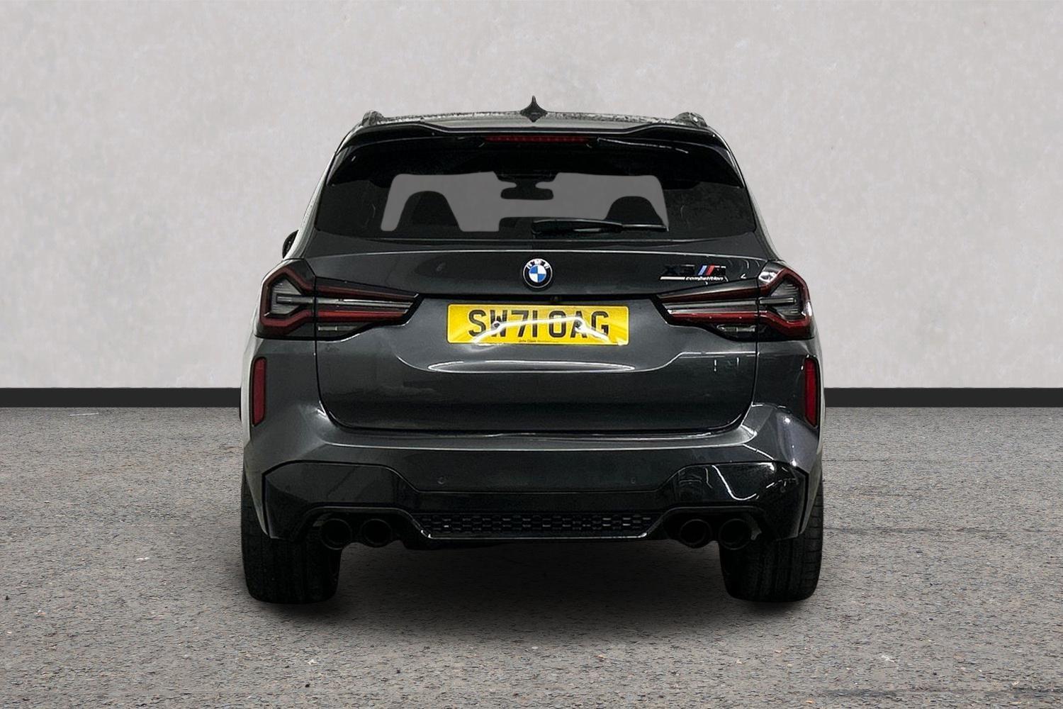 BMW X3 M view 16
