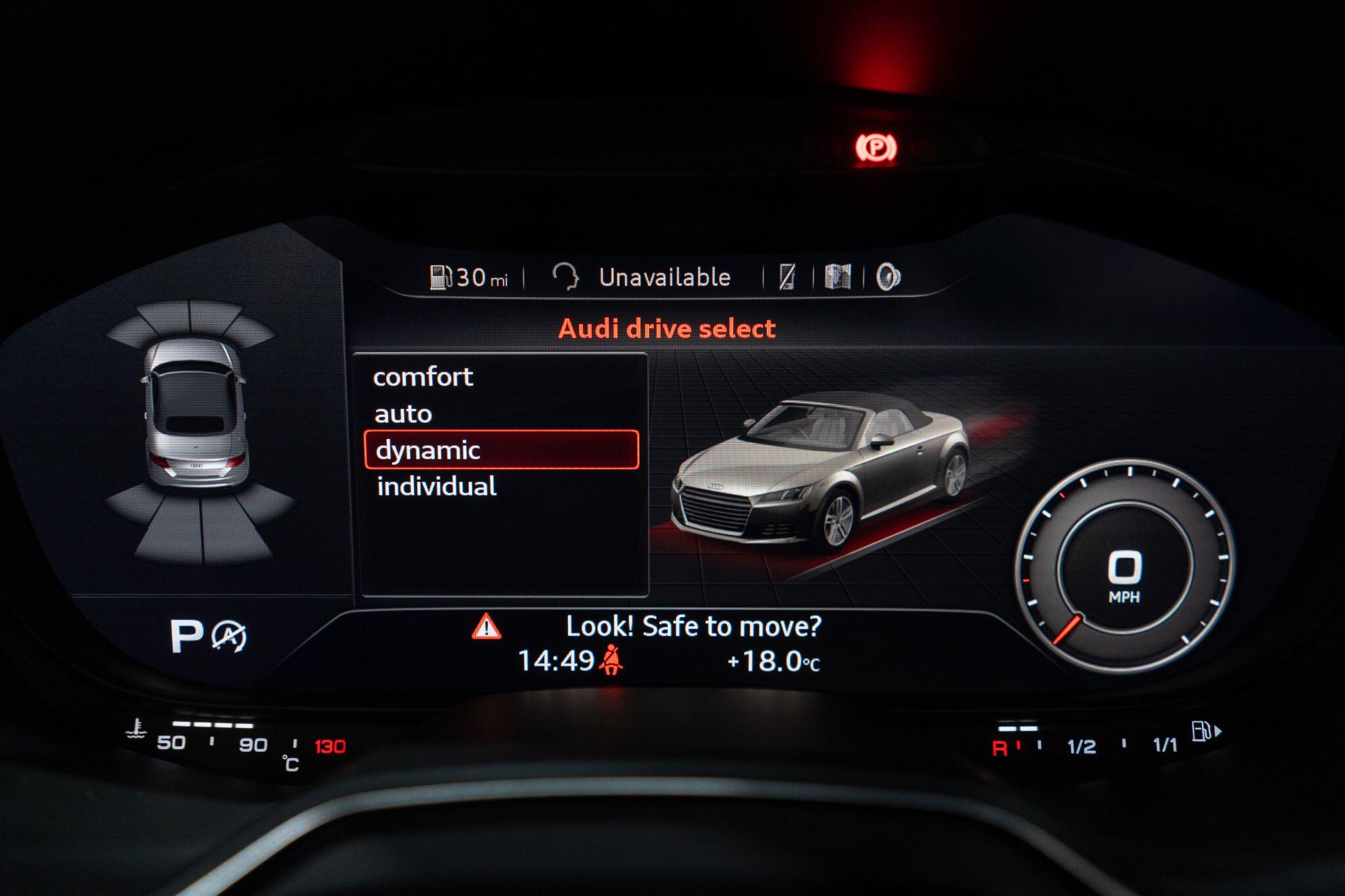 Audi TT RS view 24