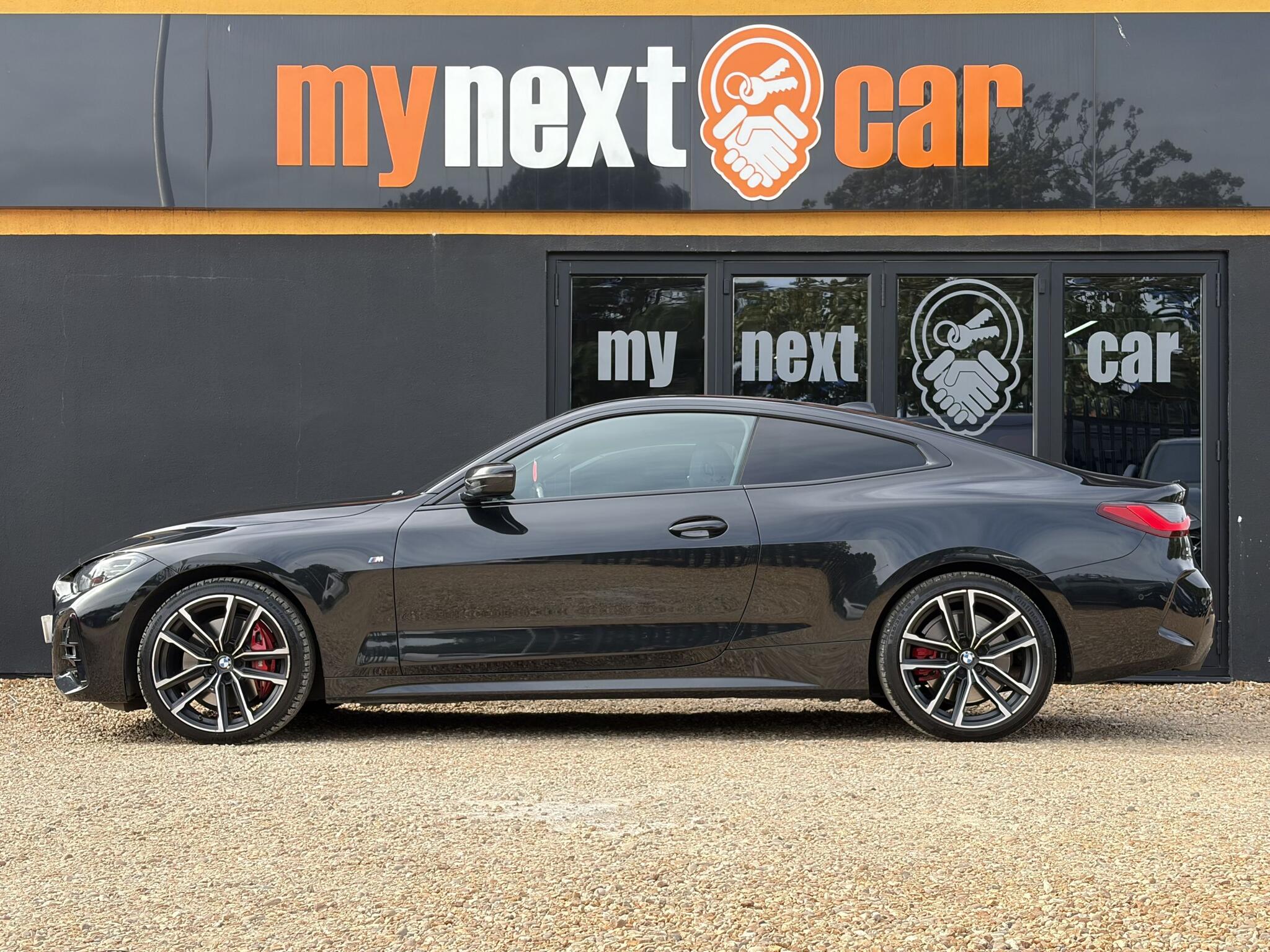 BMW 4 Series view 5