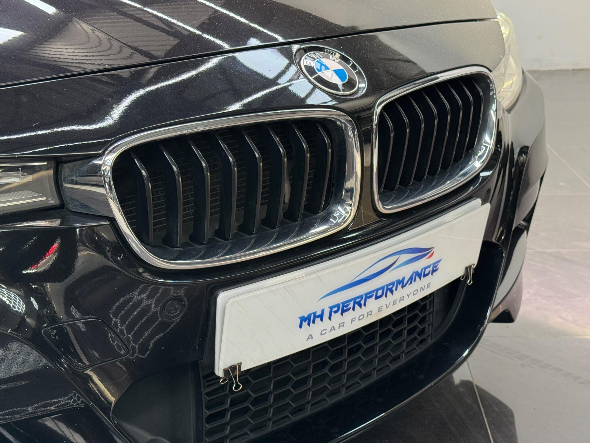 BMW 3 Series view 10