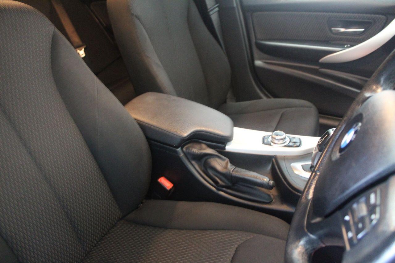 BMW 3 Series view 42