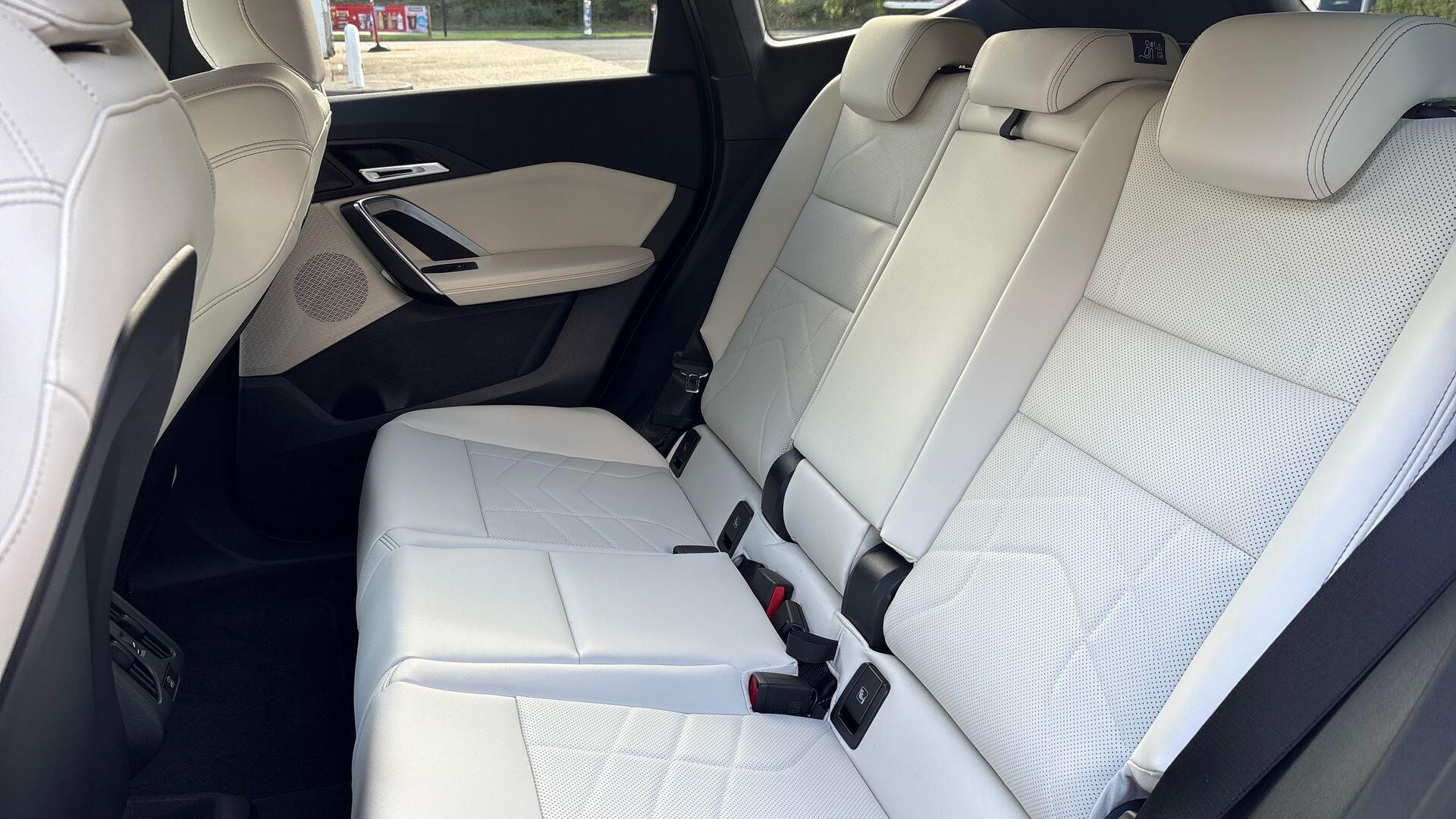 BMW X1 view 12